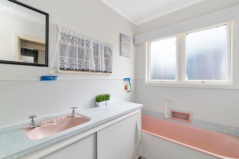 Photo of property in 81 Ngongotaha Road, Ngongotaha, Rotorua, 3010