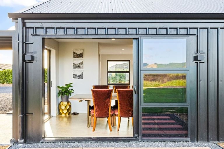 Photo of property in 724c Island Block Road, Island Block, Te Kauwhata, 3782