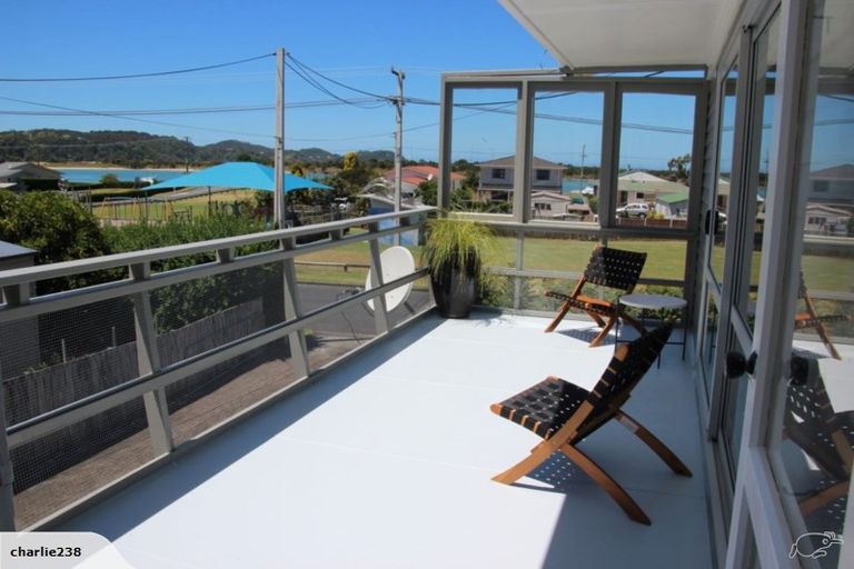 Photo of property in 8 Pine Road, Ngunguru, Whangarei, 0173