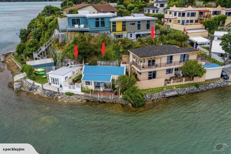 Photo of property in 18c Trevor Terrace, Paremata, Porirua, 5024