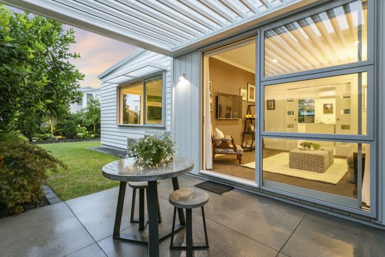 Photo of property in 32 Meteor Road, Hobsonville, Auckland, 0616