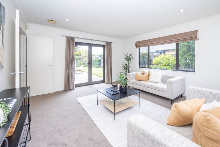 Photo of property in 17 Innswood Place, Rototuna North, Hamilton, 3210