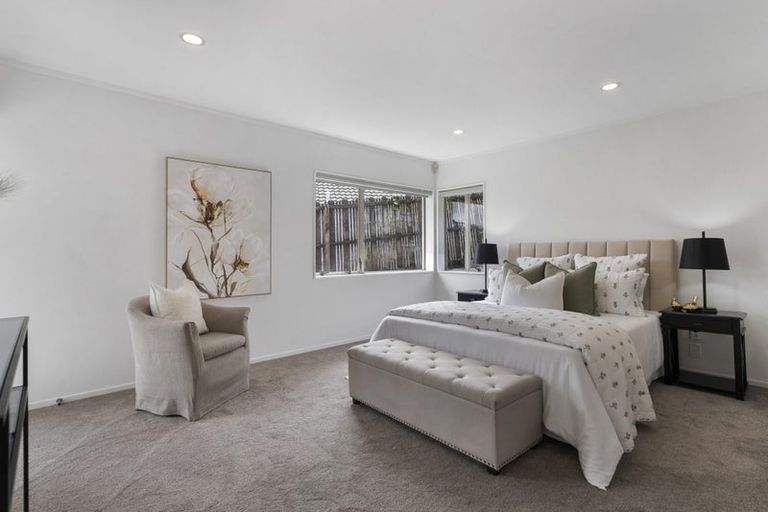 Photo of property in 24 Kenmure Avenue, Forrest Hill, Auckland, 0620