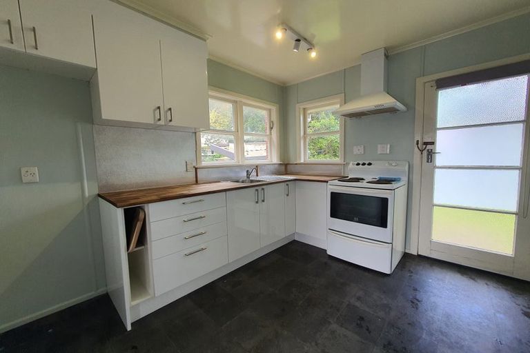 Photo of property in 24a Ranfurly Street, Trentham, Upper Hutt, 5018