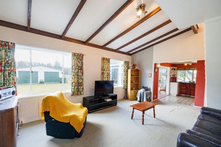 Photo of property in 111 Koputara Road, Himatangi Beach, Foxton, 4891