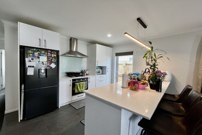 Photo of property in 7 Kapowai Boulevard, Takanini, 2112