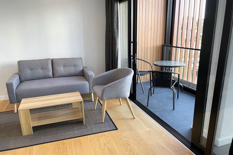 Photo of property in Frank Sargeson Apts, 104/74 Anzac Street, Takapuna, Auckland, 0622