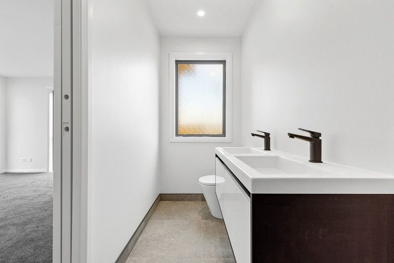 Photo of property in 61 Freedom Drive, Kelvin Grove, Palmerston North, 4414