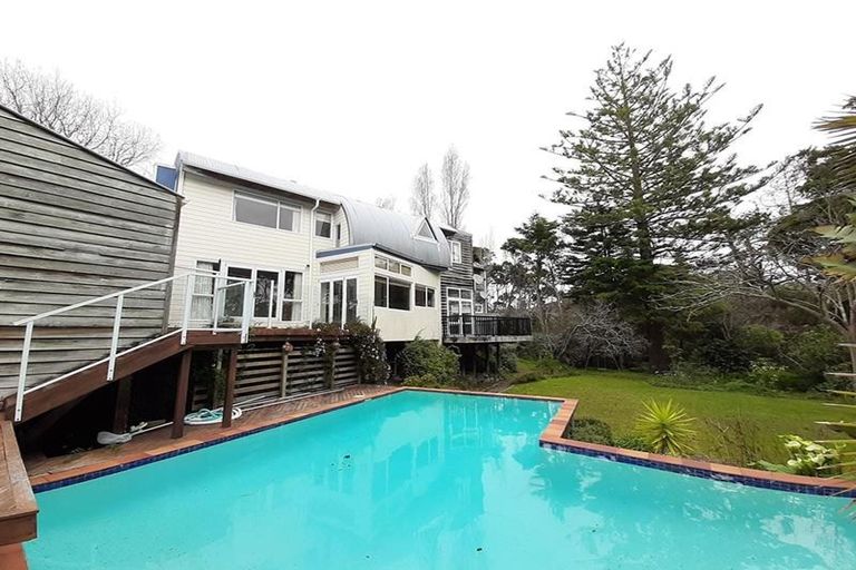 Photo of property in 70a Coronation Road, Hillcrest, Auckland, 0627