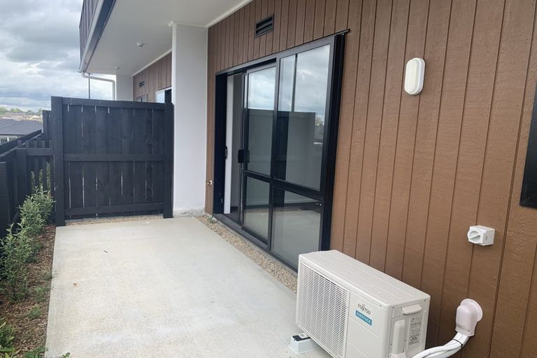 Photo of property in 2/63 Pragma Rise