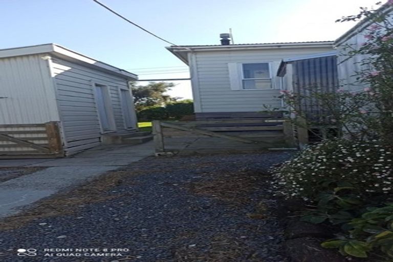 Photo of property in 15 May Street, Waiwera South, Clinton, 9584