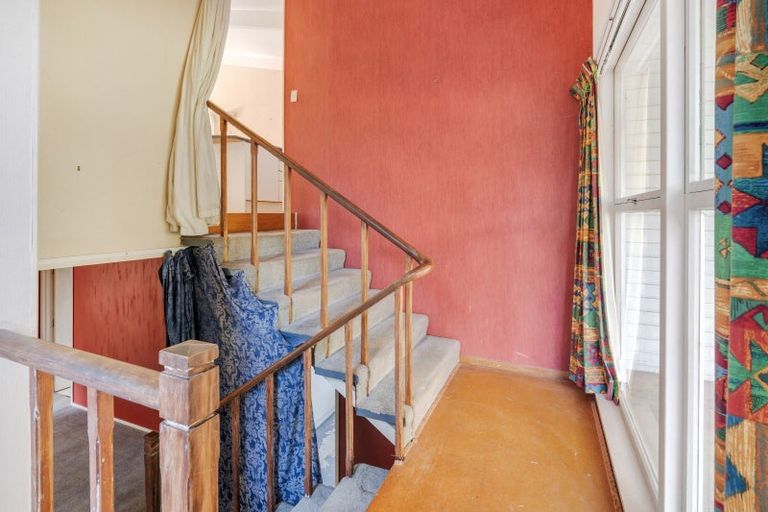 Photo of property in 29 Kayeleen Place, Cockle Bay, Auckland, 2014