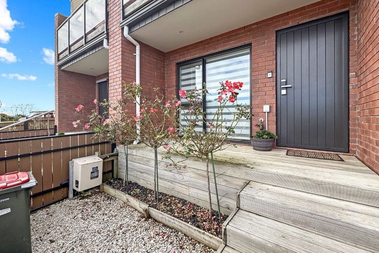 Photo of property in 6 Picturesque Drive, Flat Bush, Auckland, 2019