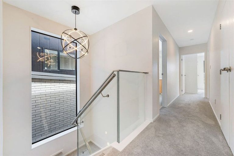 Photo of property in 5 Clara Road, Silverdale, 0932