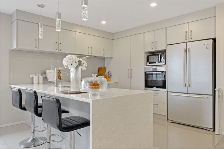 Photo of property in 98 Tapu Road, Huapai, Kumeu, 0810