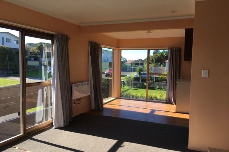 Photo of property in 20 Terrace Avenue, Mount Maunganui, 3116