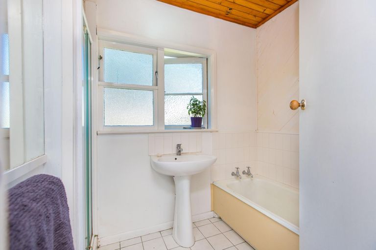 Photo of property in 8a Walsh Street, Forest Lake, Hamilton, 3200