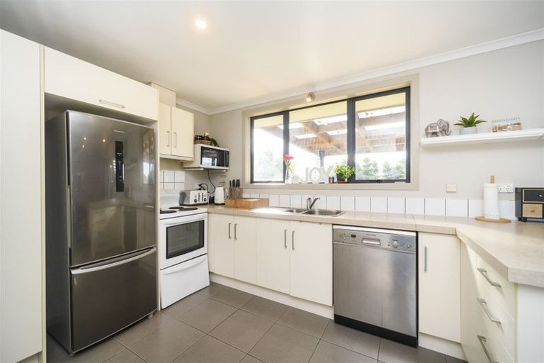 Photo of property in 41 Seddon Street, Takaro, Palmerston North, 4412