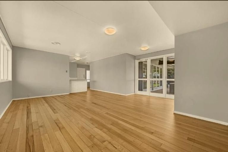 Photo of property in 9 Rata Street, Waiuku, 2123