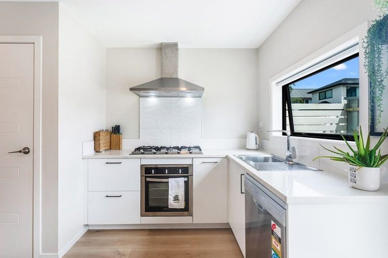 Photo of property in 1b Camp X Place, Whenuapai, Auckland, 0618