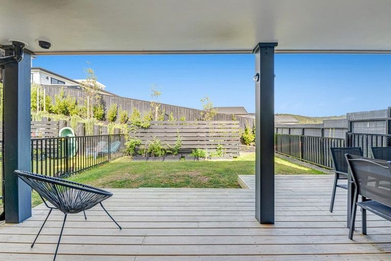 Photo of property in 2/19 Ringi Lane, Orewa, 0931