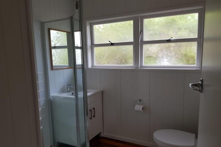 Photo of property in 1/4 Raphoe Place, Ellerslie, Auckland, 1051