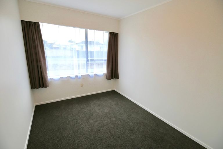 Photo of property in 1 Norfolk Place, Pukete, Hamilton, 3200