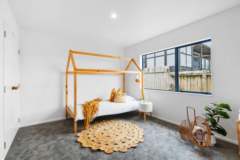 Photo of property in 15 Pine Park Road, Onerahi, Whangarei, 0110