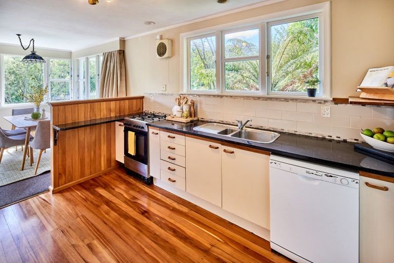 Photo of property in 15a Dunns Street, Silverstream, Upper Hutt, 5019