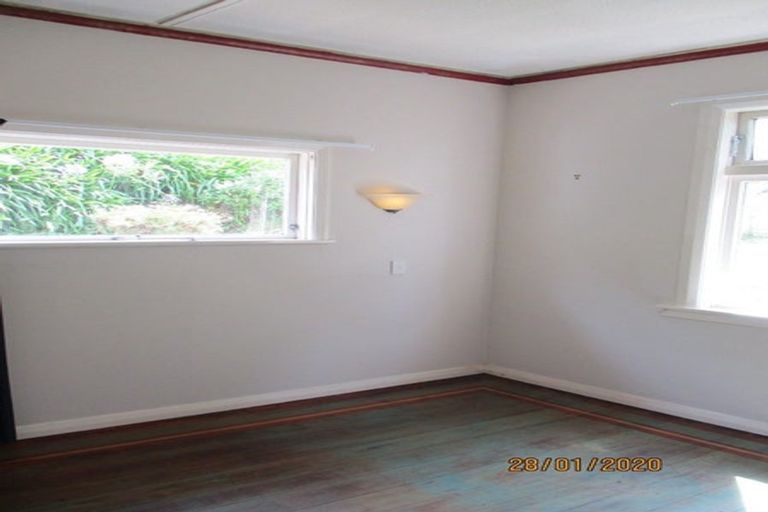 Photo of property in 11 Aranoni Street, Island Bay, Wellington, 6023