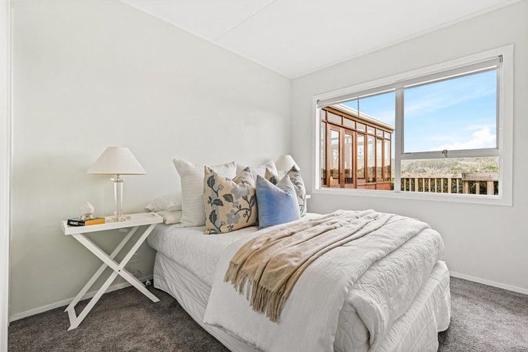 Photo of property in 25 Hawkes Access Road, Waitoki, Silverdale, 0994