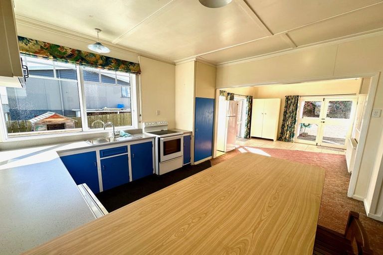 Photo of property in 14 Lowestoft Street, Balclutha, 9230