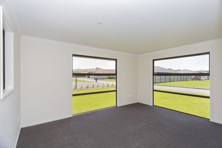 Photo of property in 11 Salisbury Crescent, Oamaru North, Oamaru, 9400