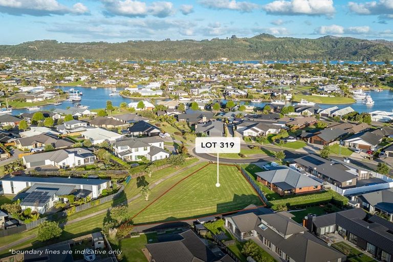 Photo of property in 7 Topping Place, Whitianga, 3510