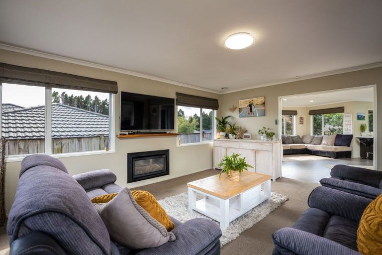 Photo of property in 71 Karamea Street, Whalers Gate, New Plymouth, 4310