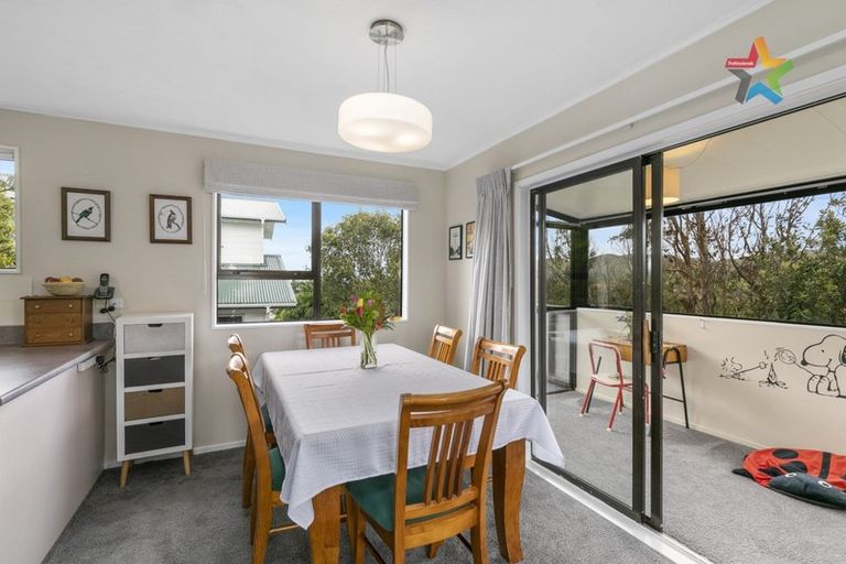 Photo of property in 13 Tarras Grove, Kelson, Lower Hutt, 5010