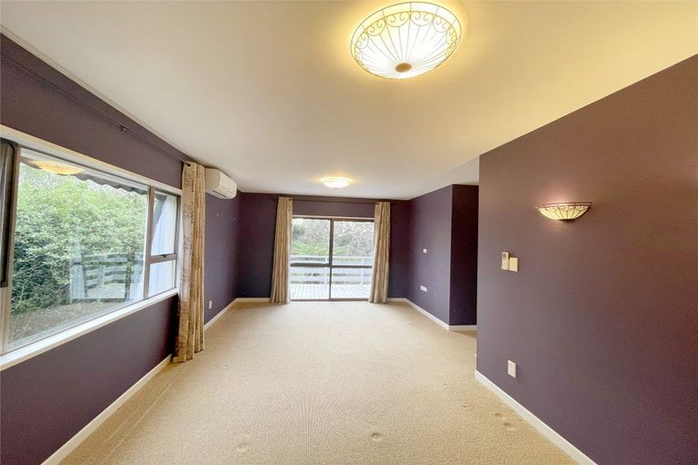 Photo of property in 19 Mcinnes Place, Queenwood, Hamilton, 3210