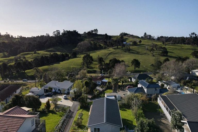 Photo of property in 15 Ash Grove, Maungaturoto, 0520