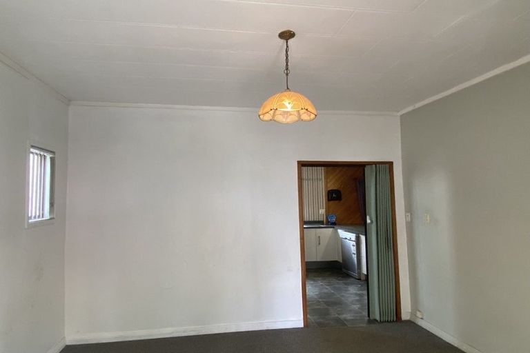 Photo of property in 8 Freyberg Avenue, Papatoetoe, Auckland, 2104