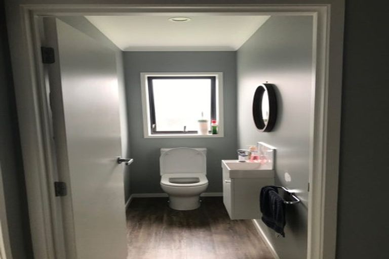 Photo of property in 5 Cook Drive, Tuakau, 2121