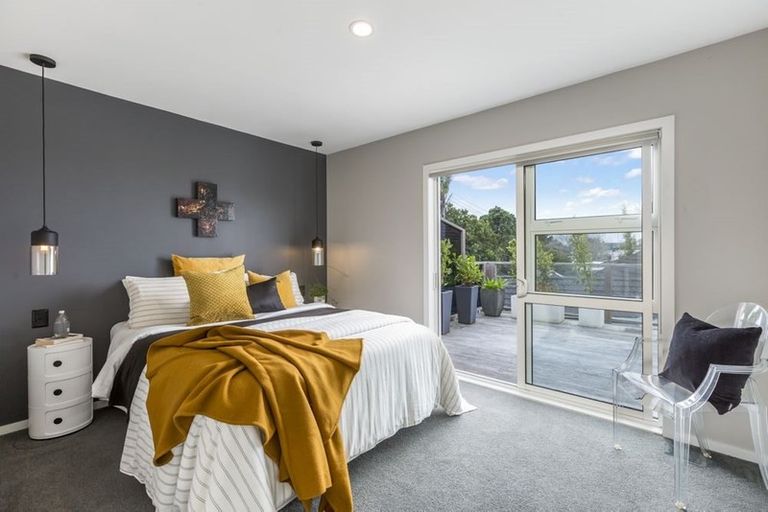 Photo of property in 681 East Coast Road, Browns Bay, Auckland, 0630