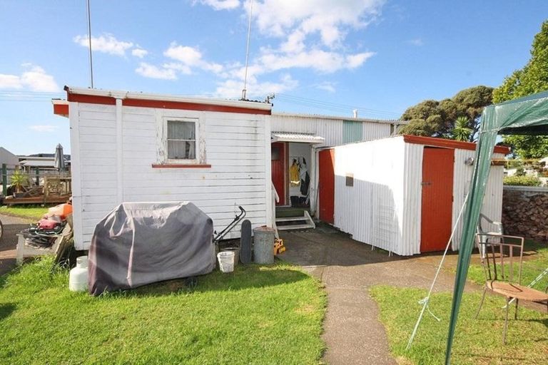 Photo of property in 103 Ajax Road, Whangamata, 3620
