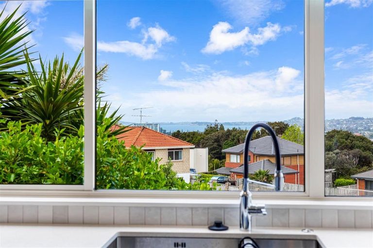Photo of property in 3 Ascot Way, Orewa, 0931