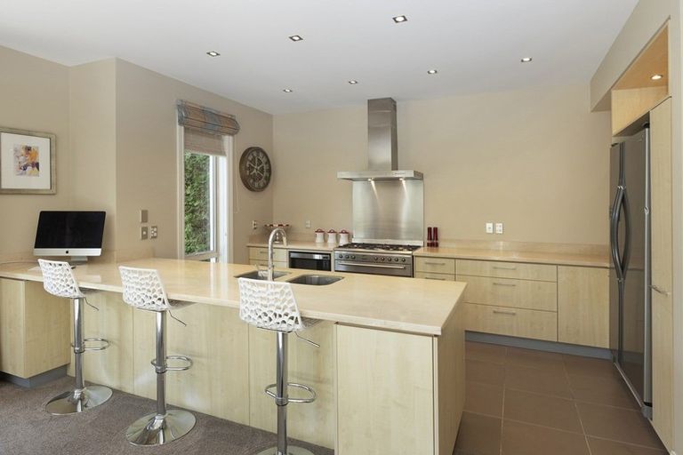 Photo of property in 103 Aikmans Road, Merivale, Christchurch, 8014