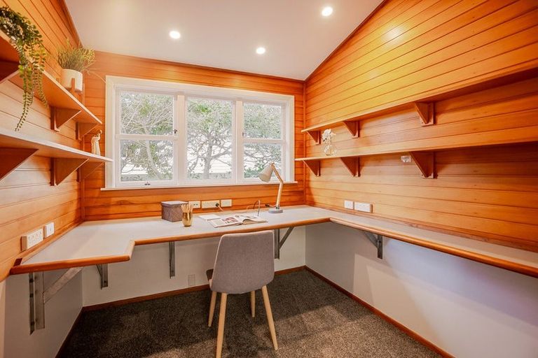 Photo of property in 51 Eatwell Avenue, Paraparaumu Beach, Paraparaumu, 5032