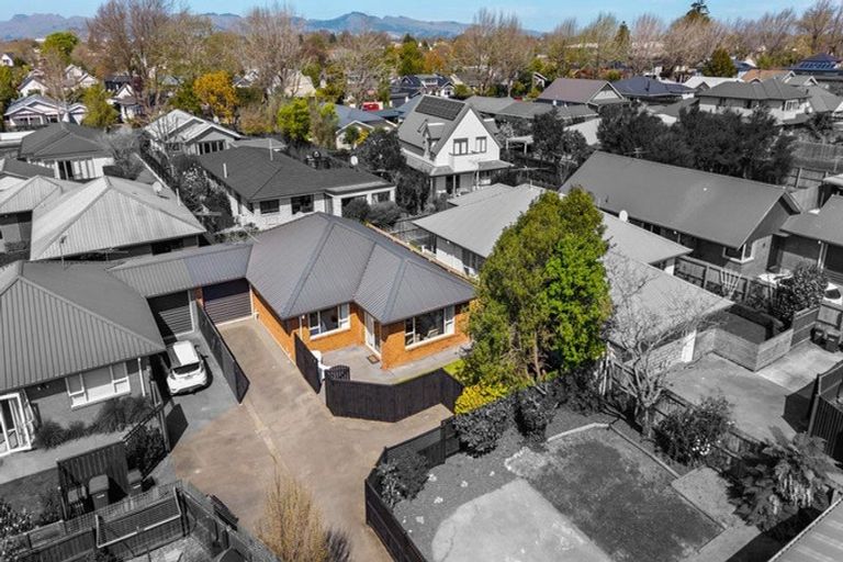 Photo of property in 40a Grants Road, Papanui, Christchurch, 8053