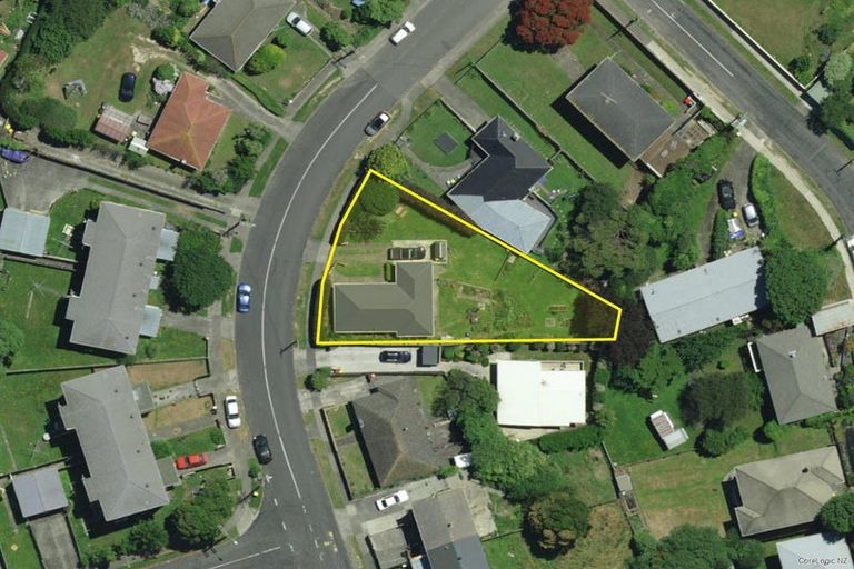 Photo of property in 58 Bell Street, Tawa, Wellington, 5028