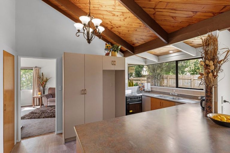 Photo of property in 96 Resolution Road, Welcome Bay, Tauranga, 3112