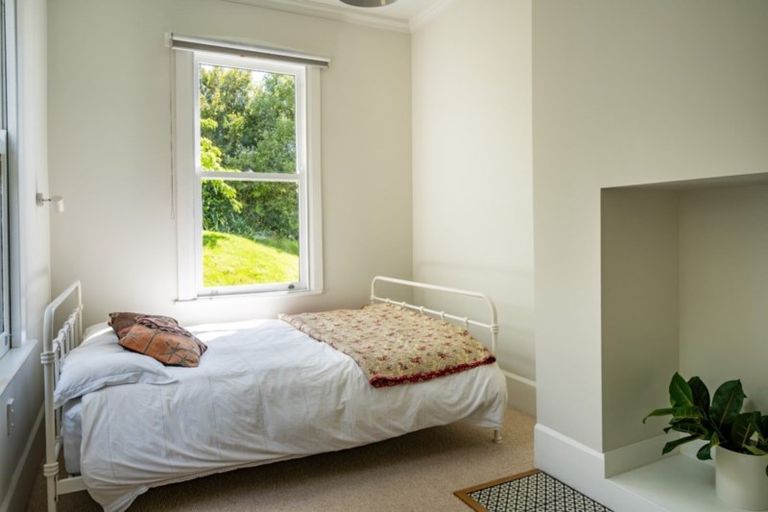 Photo of property in 164 Paremata Road, Paremata, Porirua, 5024