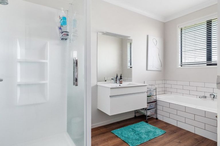 Photo of property in 95 Lynley Park Drive, Omokoroa, 3114